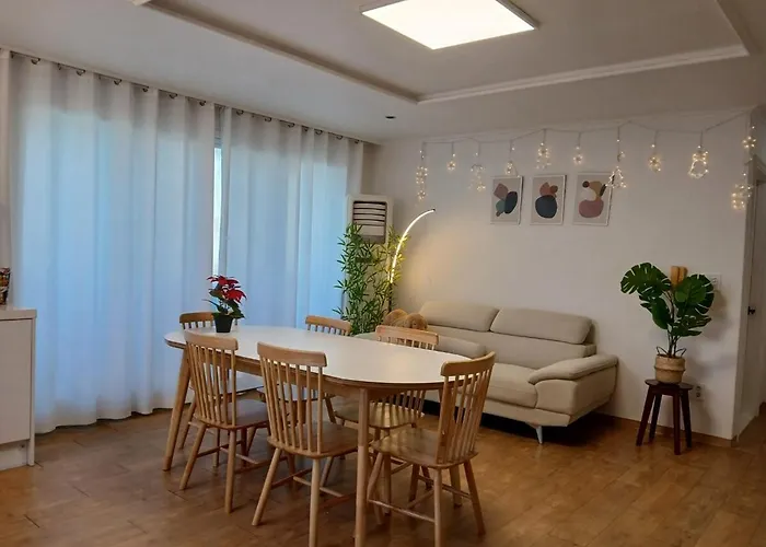 J House, 1minute From Hongdae *